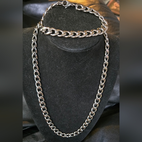 Stainless steel Men's Anchor chain 20" & 9" necklace & bracelet set - Picture 2 of 8